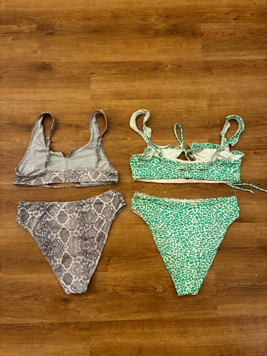 Bundle Frankie’s Bikini’s - L - Picture 2 of 3